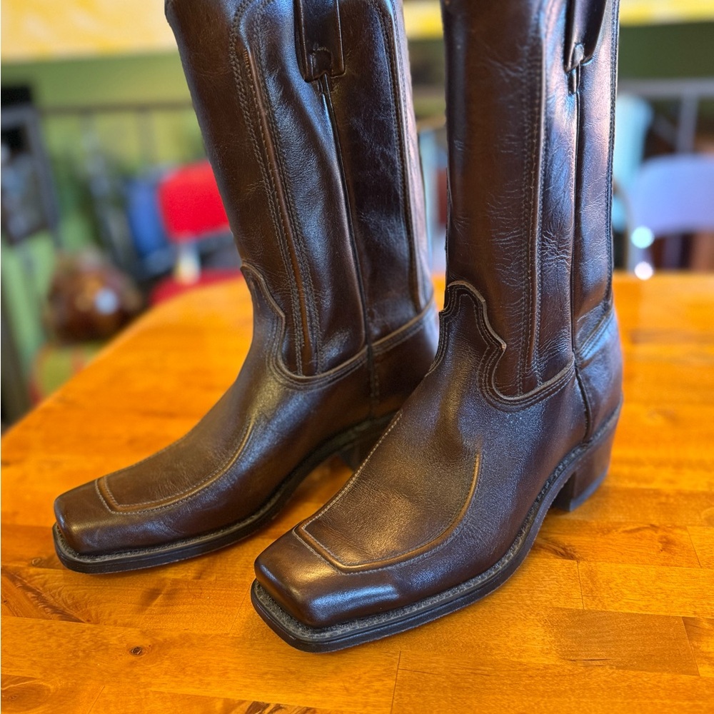 Never worn!!!! Brand new 1960’s ACME Dark Brown Western boots! Back Closet find!